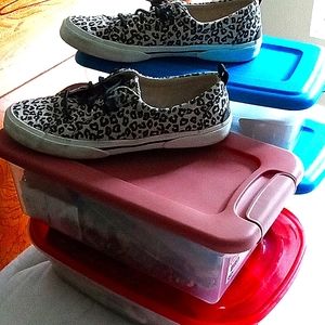 Women's Sperry tennis shoes